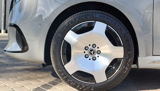 Mercedes-Benz V 2.0 CDI 4MATIC Минивэн Long (237 л.с.) фото 7