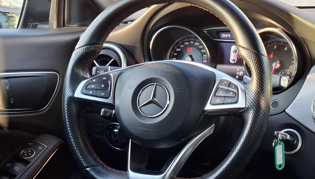 Mercedes-Benz CLA 250 4MATIC Купе Sport (211 л.с.) фото 16