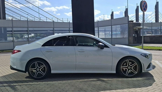 Mercedes-Benz CLA 200 Купе Sport (150 л.с.) фото 14