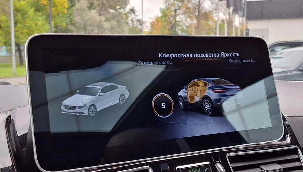 Mercedes-Benz AMG GLE 63 4MATIC Внедорожник Особая серия (585 л.с.) фото 24