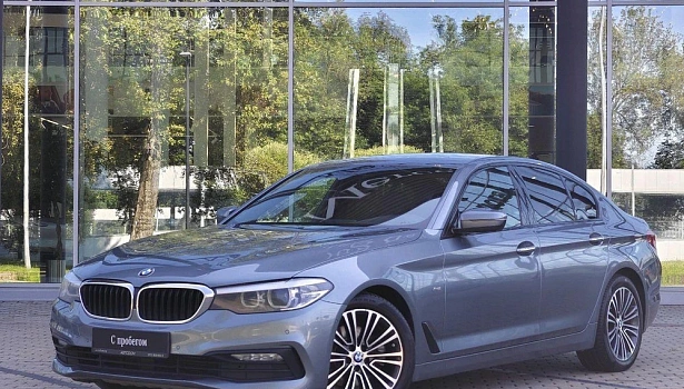 BMW 5 серии 520 d 4WD Седан Sport Line (190 л.с.) фото 1