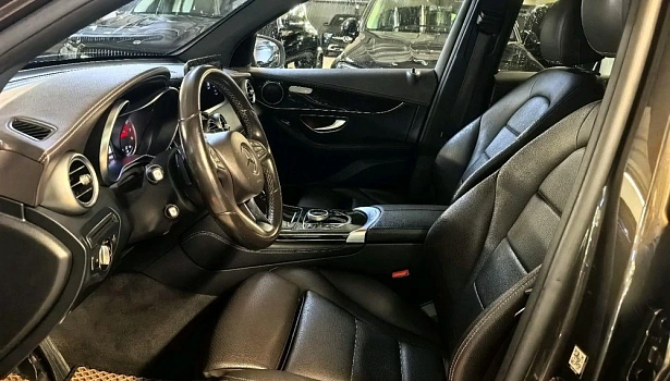 Mercedes-Benz GLC 250 4MATIC Внедорожник Особая серия (211 л.с.) фото 6