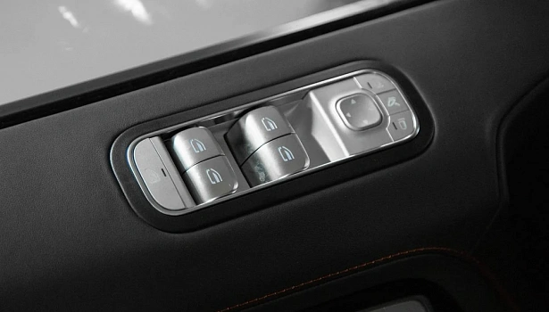 Mercedes-Benz G 500 4MATIC Внедорожник G 500 (422 л.с.) фото 22