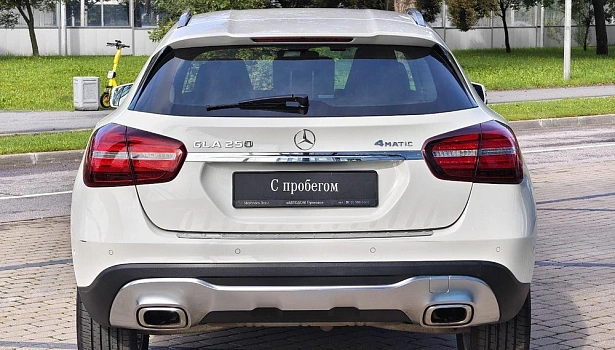 Mercedes-Benz GLA 250 4MATIC Внедорожник Urban Night Edition (211 л.с.) фото 8