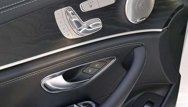 Mercedes-Benz E 220 d 4MATIC Седан Sport (194 л.с.) фото 17