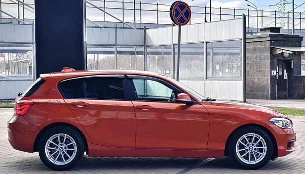 BMW 1 серии 118 4WD Хэтчбек Special Edition (136 л.с.) фото 7