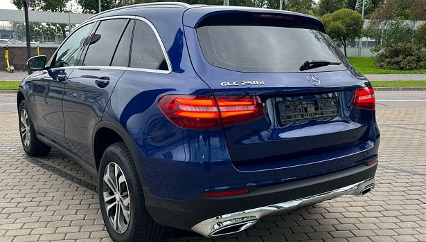 Mercedes-Benz GLC 250 d 4MATIC Внедорожник Особая серия (204 л.с.) фото 3
