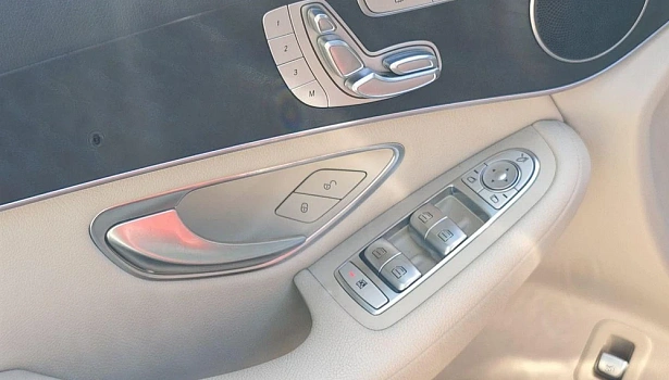 Mercedes-Benz GLC 300 4MATIC Внедорожник Sport (245 л.с.) фото 19