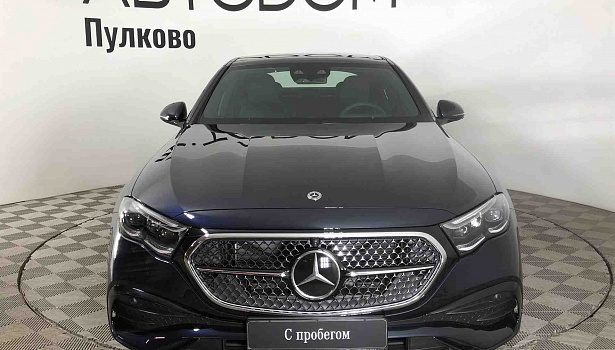 Mercedes-Benz E 2.0 4MATIC Седан (258 л.с.) фото 8