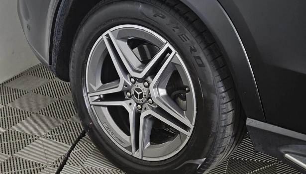 Mercedes-Benz GLE 450 4MATIC Внедорожник (367 л.с.) фото 22