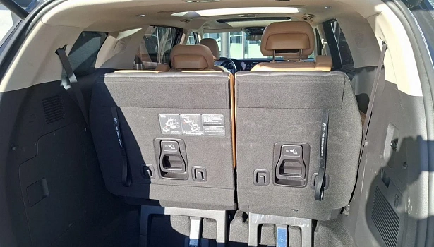 Kia Carnival 2.2 CDI 4WD Минивэн Prestige (199 л.с.) фото 18