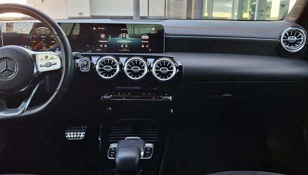 Mercedes-Benz CLA 200 Купе Sport (150 л.с.) фото 22