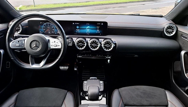 Mercedes-Benz CLA 200 Купе Sport (150 л.с.) фото 9