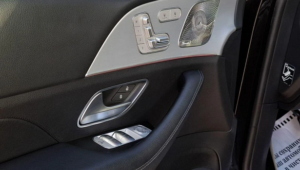 Mercedes-Benz GLE 300 d 4MATIC Внедорожник (269 л.с.) фото 14