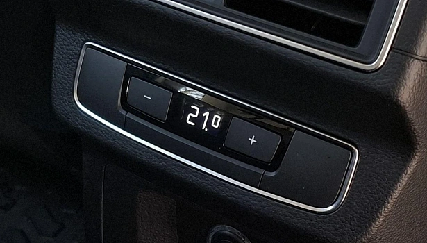 Audi Q5 2.0 4WD Внедорожник Design (249 л.с.) фото 26