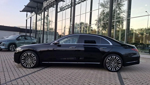 Mercedes-Benz S 350 d 4MATIC Седан Premium (249 л.с.) фото 3