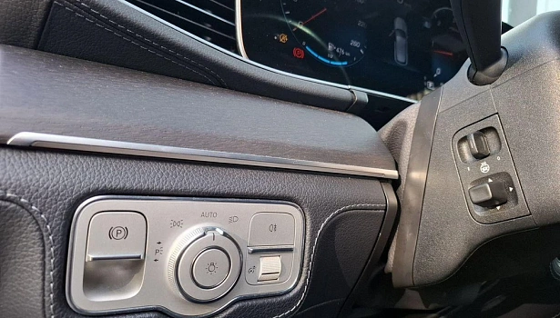 Mercedes-Benz GLE 300 d 4MATIC Внедорожник Sport (245 л.с.) фото 21