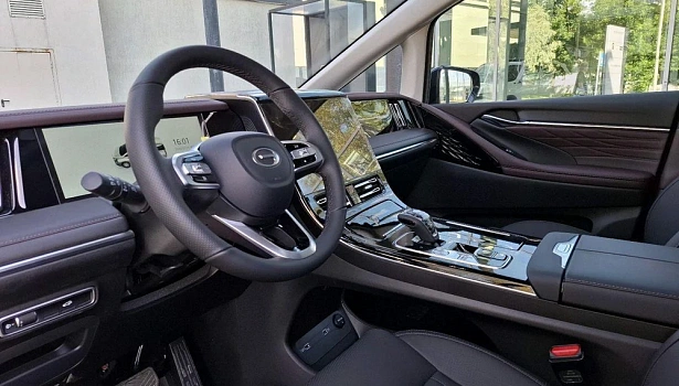 GAC M8 2.0 4WD Минивэн GX Premium (231 л.с.) фото 9
