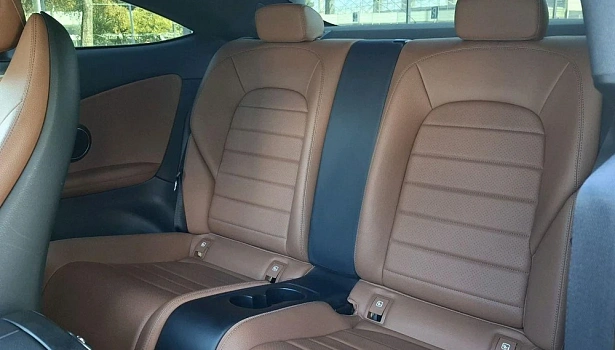 Mercedes-Benz C 180 Купе Sport (150 л.с.) фото 13
