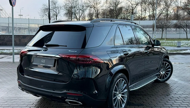 Mercedes-Benz GLE 300 d 4MATIC Внедорожник (269 л.с.) фото 6