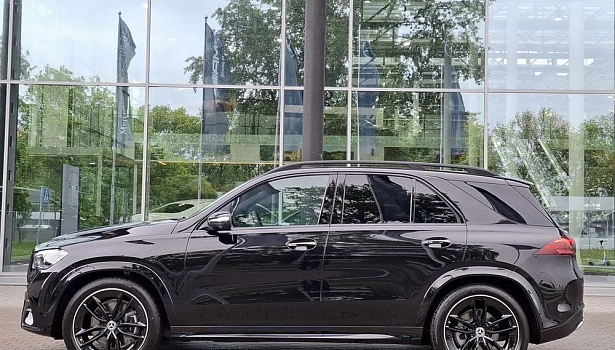 Mercedes-Benz GLE 300 d 4MATIC Внедорожник (269 л.с.) фото 3