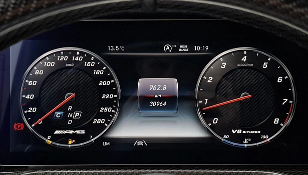Mercedes-Benz AMG G 63 4MATIC Внедорожник (585 л.с.) фото 21