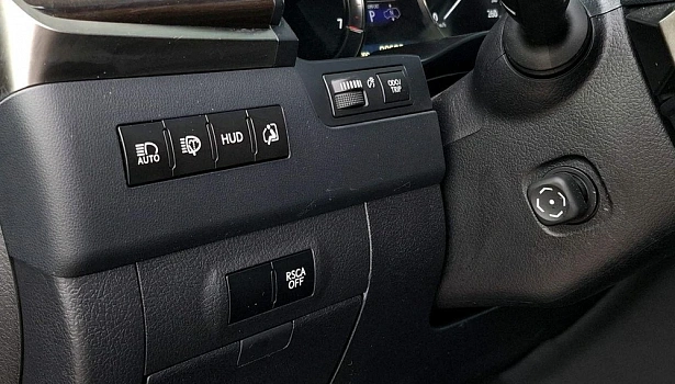 Lexus LX 5.7 4WD Внедорожник Black Vision (367 л.с.) фото 19