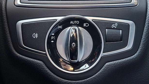 Mercedes-Benz C 180 Седан Sport (150 л.с.) фото 17