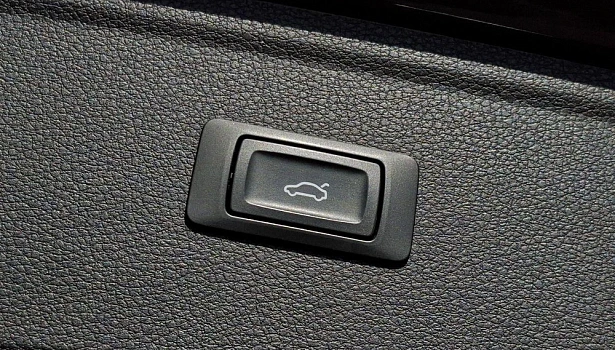 Audi Q5 2.0 4WD Внедорожник Design (249 л.с.) фото 25