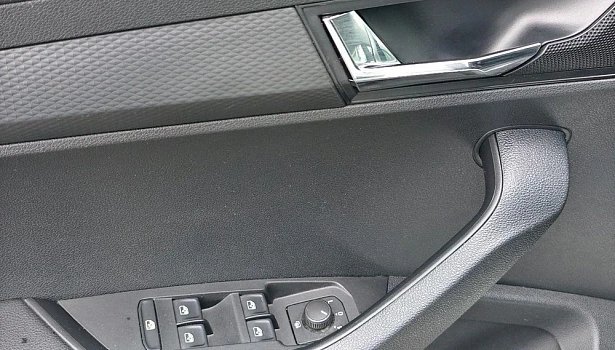 Skoda Karoq 1.4 4WD Внедорожник Style (2020) (150 л.с.) фото 18