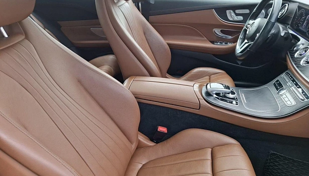 Mercedes-Benz E 200 4MATIC Купе Sport (197 л.с.) фото 15