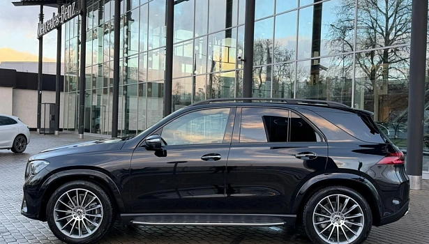 Mercedes-Benz GLE 300 d 4MATIC Внедорожник (269 л.с.) фото 3