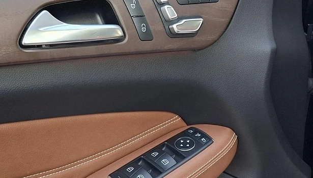 Mercedes-Benz GLE 300 4MATIC Внедорожник Особая серия (249 л.с.) фото 25