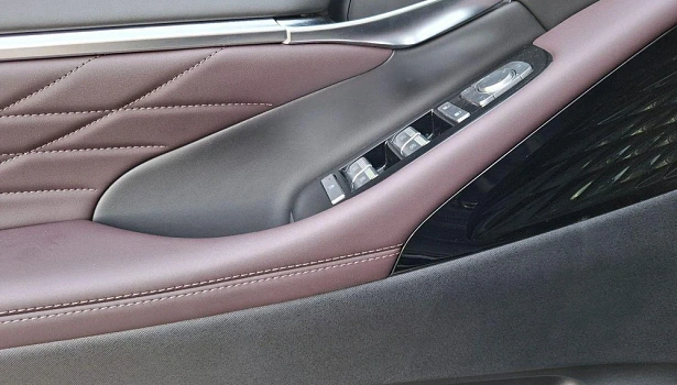 GAC M8 2.0 4WD Минивэн GX Premium (231 л.с.) фото 17