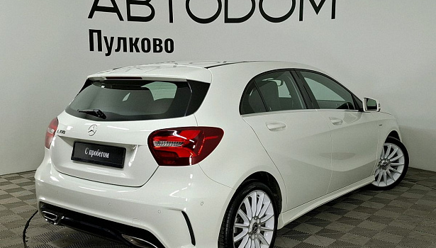 Mercedes-Benz A 180 Хэтчбек (122 л.с.) фото 6