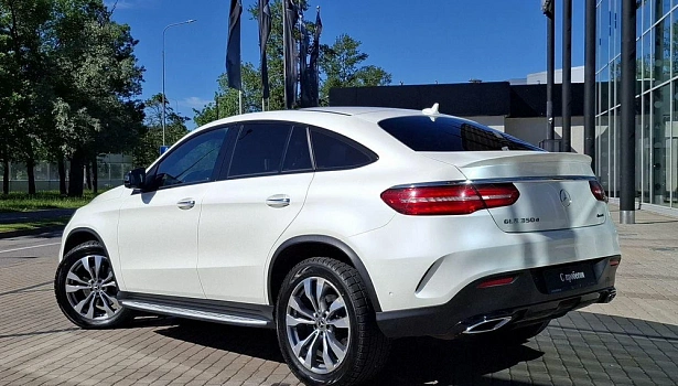 Mercedes-Benz GLE 350 d 4MATIC Внедорожник Особая серия (249 л.с.) фото 4