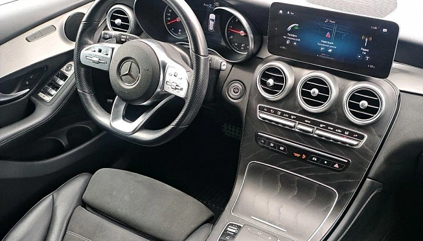 Mercedes-Benz GLC 300 d 4MATIC Внедорожник Sport (245 л.с.) фото 15