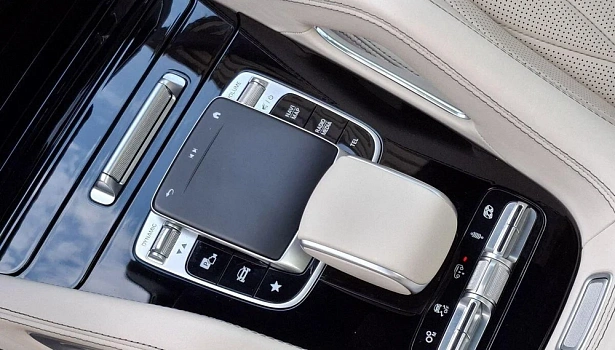 Mercedes-Benz AMG GLS 63 4MATIC Внедорожник (612 л.с.) фото 21