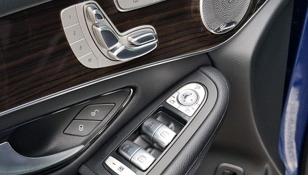 Mercedes-Benz GLC 300 4MATIC Внедорожник Sport (245 л.с.) фото 17