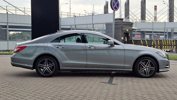 Mercedes-Benz CLS 350 d 4MATIC Купе (265 л.с.) фото 7