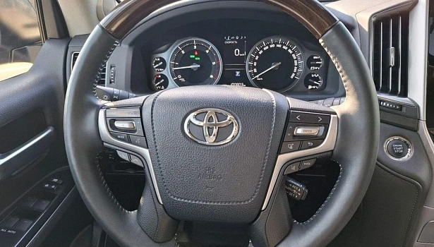 Toyota Land Cruiser 4.5d 4WD Внедорожник Люкс Safety (5 мест) (249 л.с.) фото 22