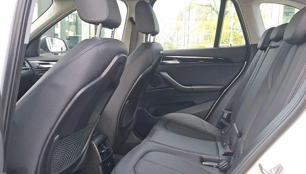 BMW X1 2.0d 4WD Внедорожник Advantage Plus (150 л.с.) фото 14