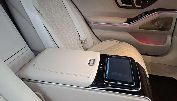 Mercedes-Benz S 350 d 4MATIC Седан Premium (249 л.с.) фото 32