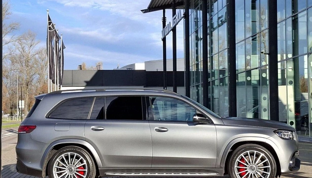 Mercedes-Benz AMG GLS 63 4MATIC Внедорожник (612 л.с.) фото 7