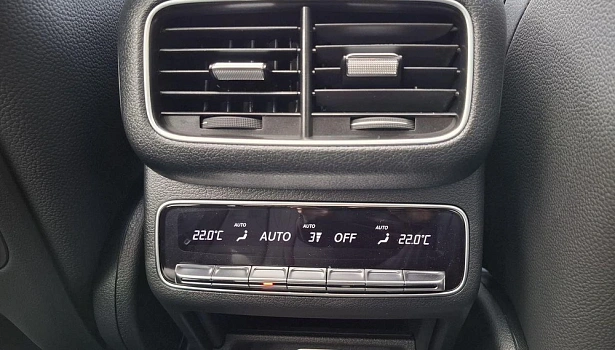 Mercedes-Benz GLE 300 d 4MATIC Внедорожник (269 л.с.) фото 26