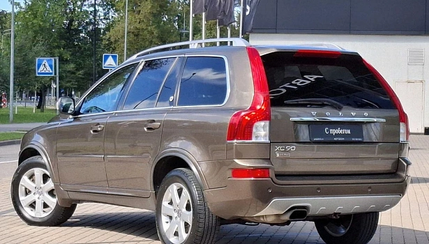Volvo XC90 2.5 4WD Внедорожник (5 мест) (210 л.с.) фото 4