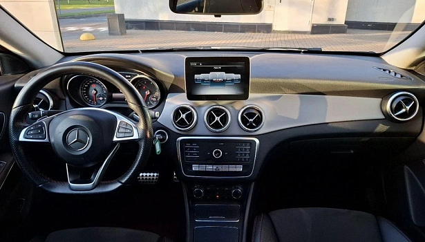 Mercedes-Benz CLA 250 4MATIC Купе Sport (211 л.с.) фото 9