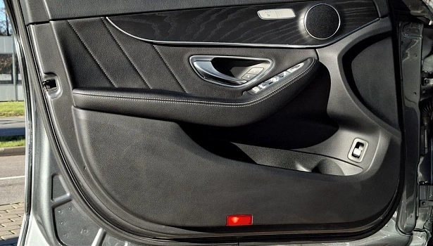 Mercedes-Benz C 180 Седан Sport (150 л.с.) фото 15