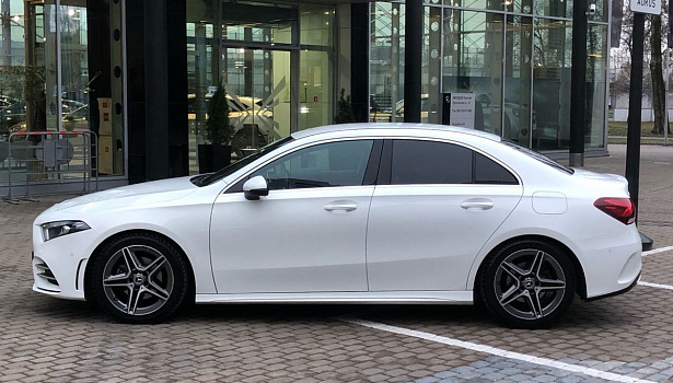 Mercedes-Benz A 200 Седан Sport (150 л.с.) фото 3