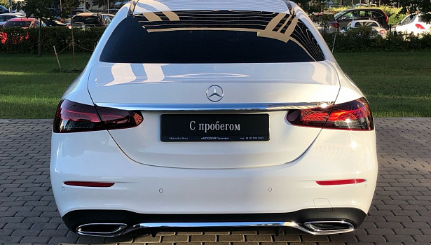 Mercedes-Benz E 220 d 4MATIC Седан Sport (194 л.с.) фото 8